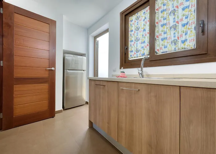 Bella Vista - Duplex With Pool And Bbq By Lanzarote Vacation Homes بيت للعطل