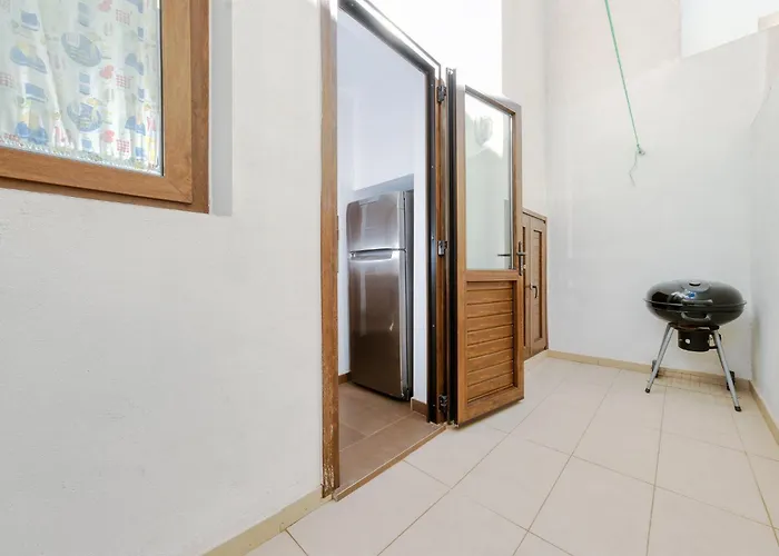 Bella Vista - Duplex With Shared Pool And Bbq By Lanzarote